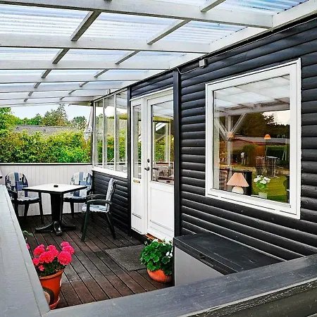 Holiday Home Toften VI Dom wakacyjny